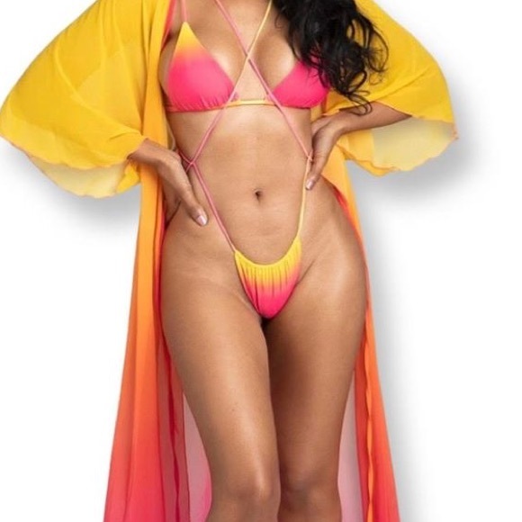 Vybz In Tropics Bikini Set 🌴✨ - Picture 4 of 4